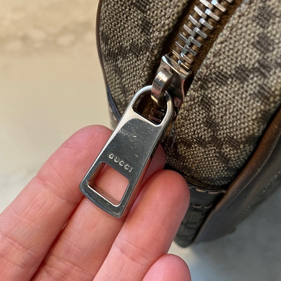 Authentic GUCCI Diamante Clutch Bag - Picture 2 of 15